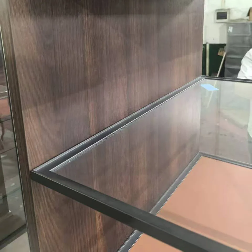 Двухдверный европейский шкаф-к – обзор и цена Glass Cabinet Display